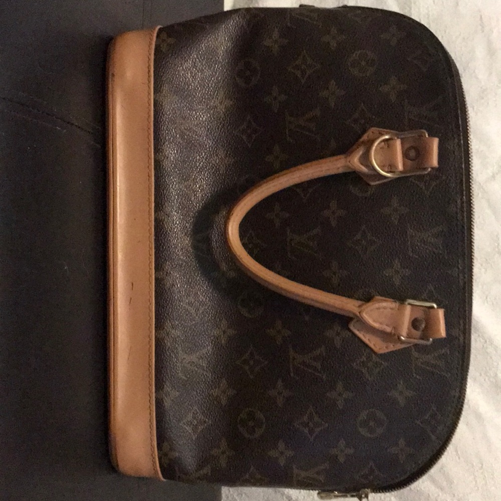 Louis Vuitton alma bag